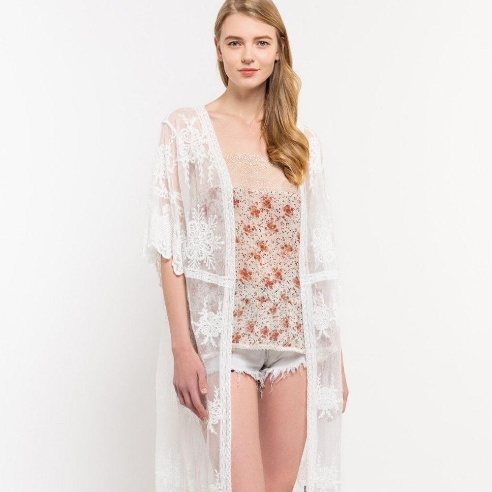 POL Clothing Kimono Ivory Lace Open Front